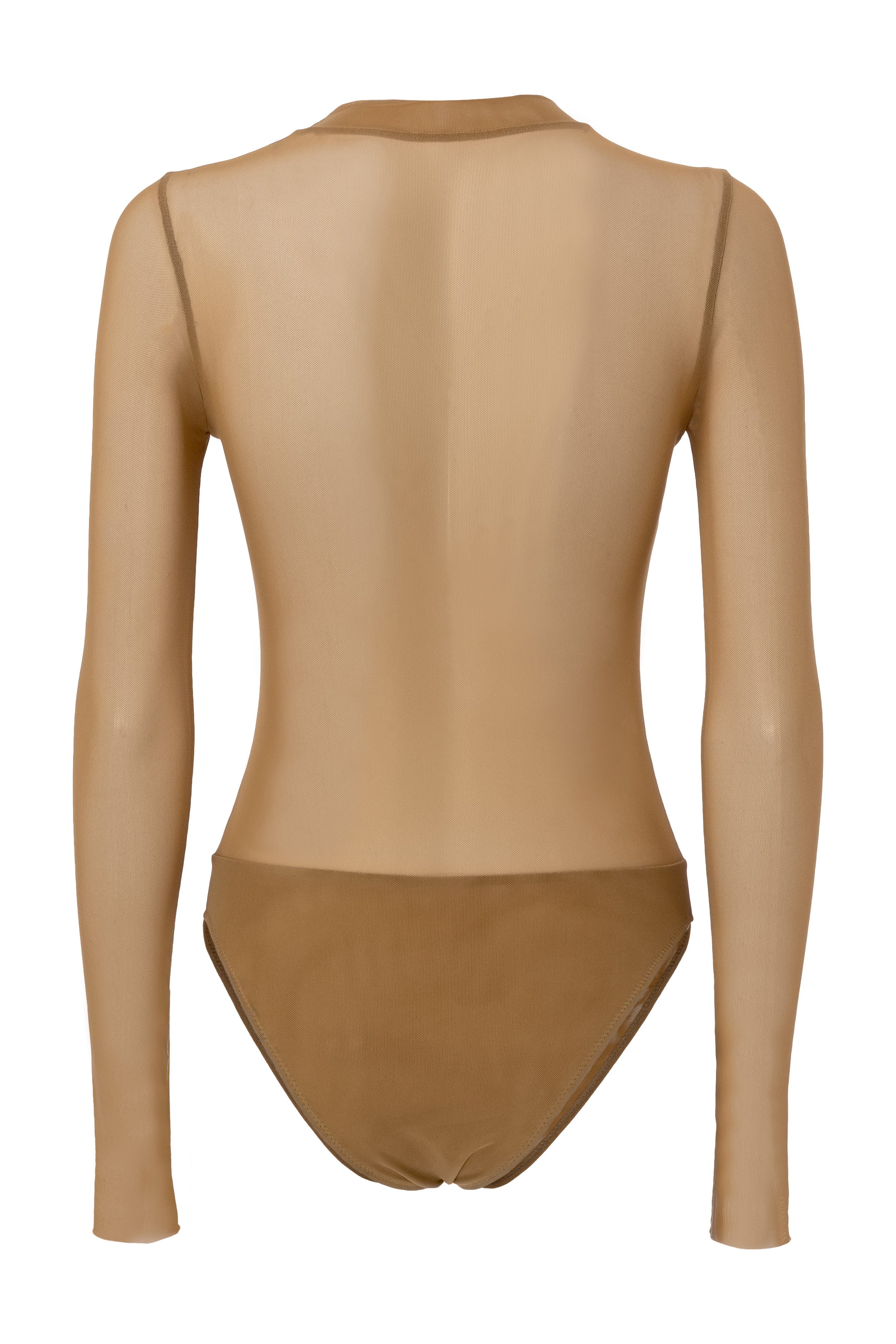 Body in tulle nude