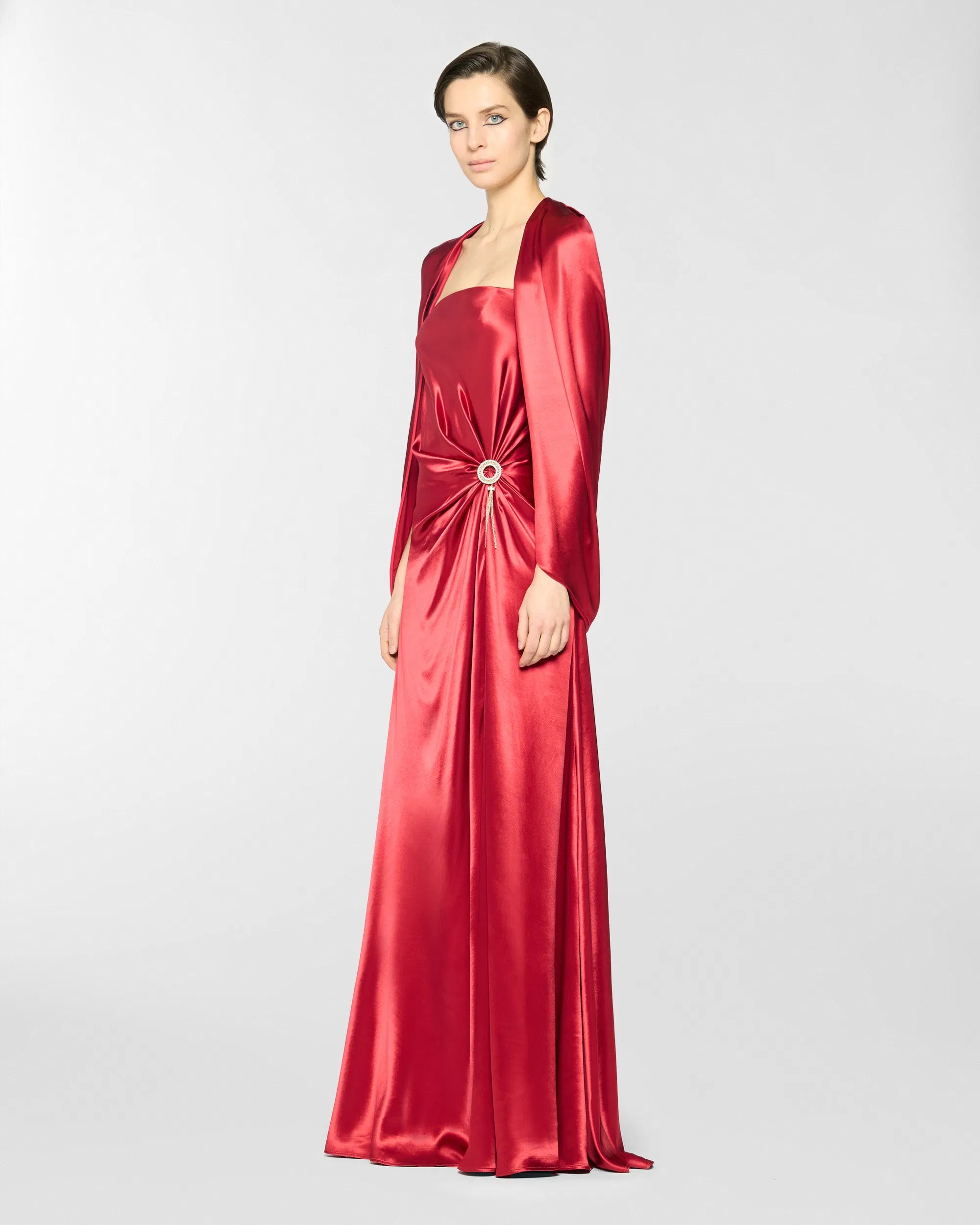 Mantella in satin con drappeggio - Genny